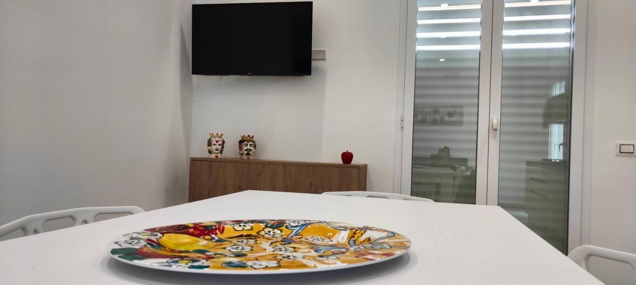 Casa Vacanze Rainbow, Siracusa Syracuse Екстер'єр фото