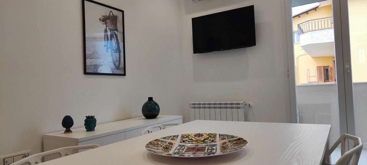 Casa Vacanze Rainbow, Siracusa Syracuse Екстер'єр фото